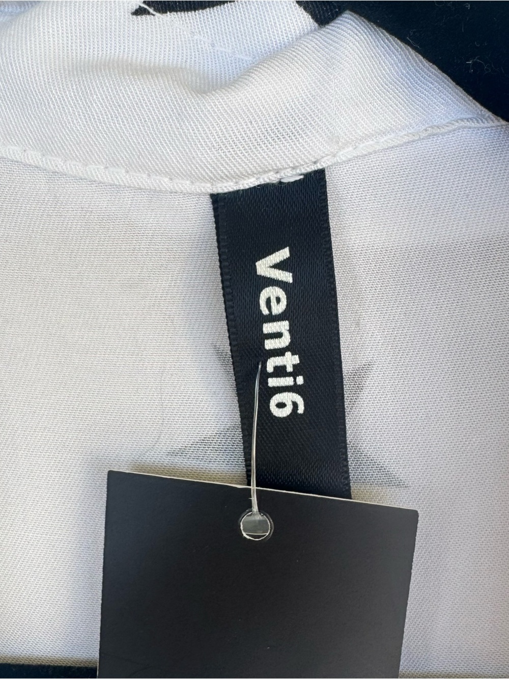 Vent16 White Shirt Dress with Black Star Detail - Picture 2 of 7